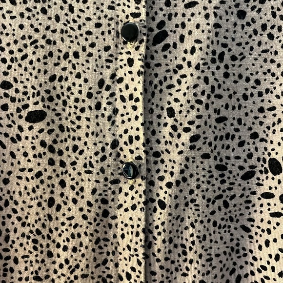 Loft tan 3/4 sleeved with black dots top. Size Small. - Picture 7 of 9